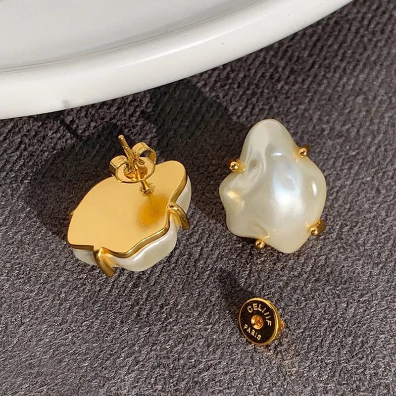 Eira Studs