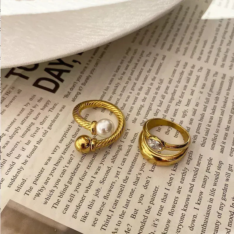 Faye Ring