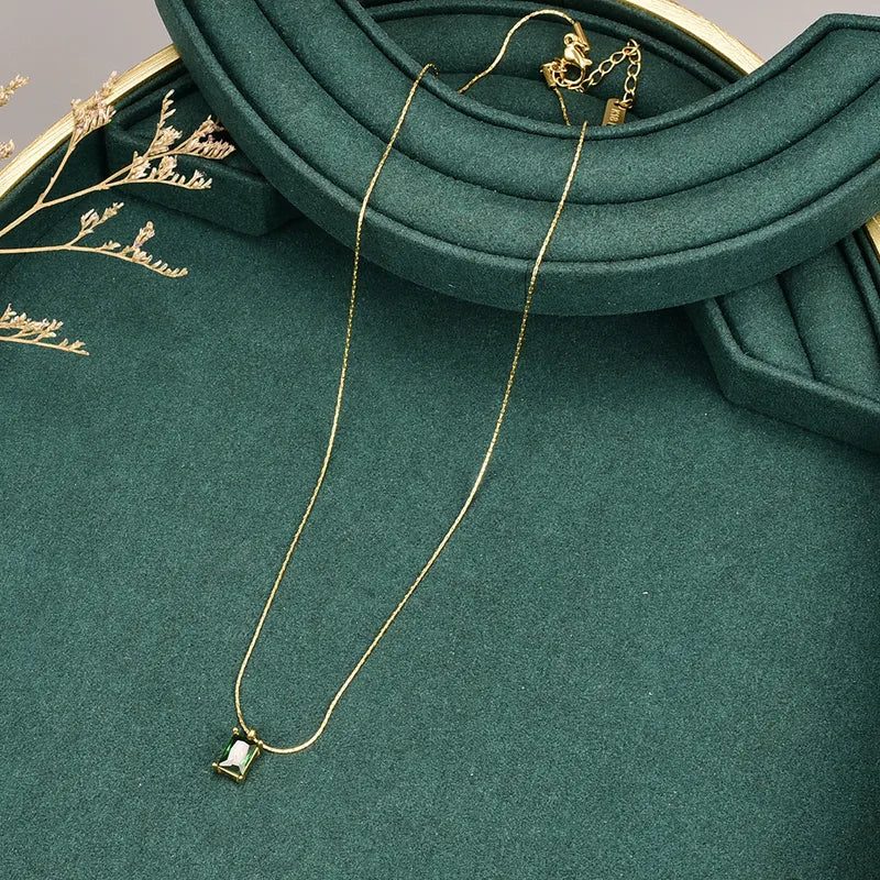 Verdant Grace Necklace