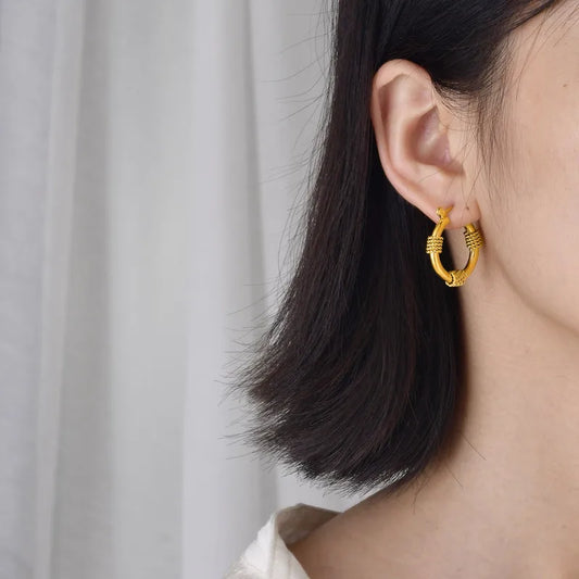 Araminta Hoops